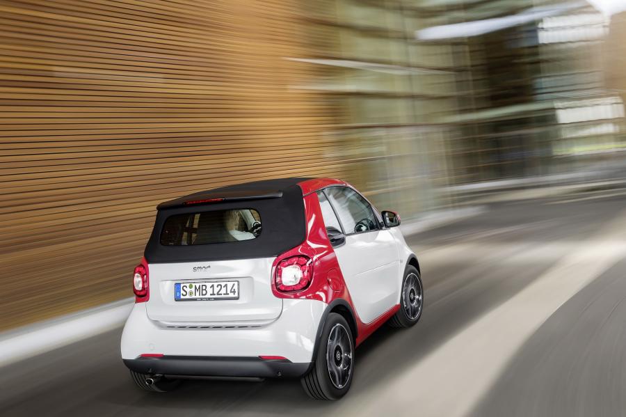  Smart ForTwo Passion Cabrio Urban Style 2016 года  (фото 3 из 25)